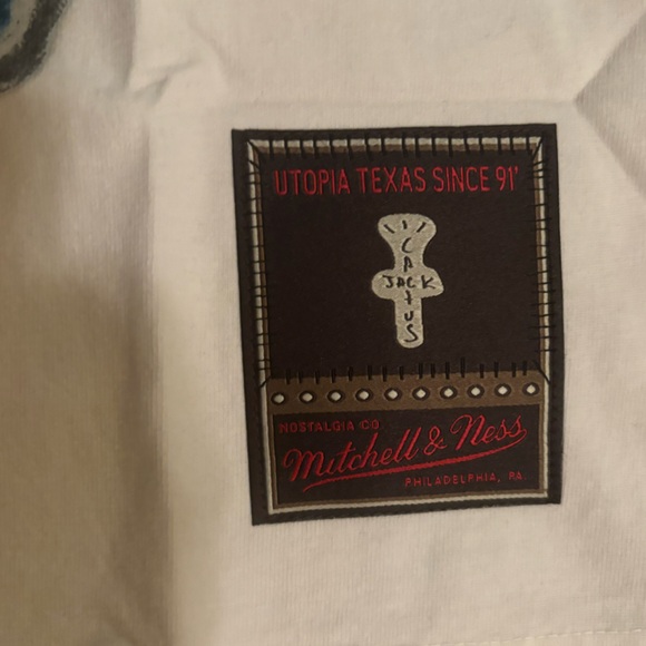 Travis Scott college merch - Picture 3 of 4